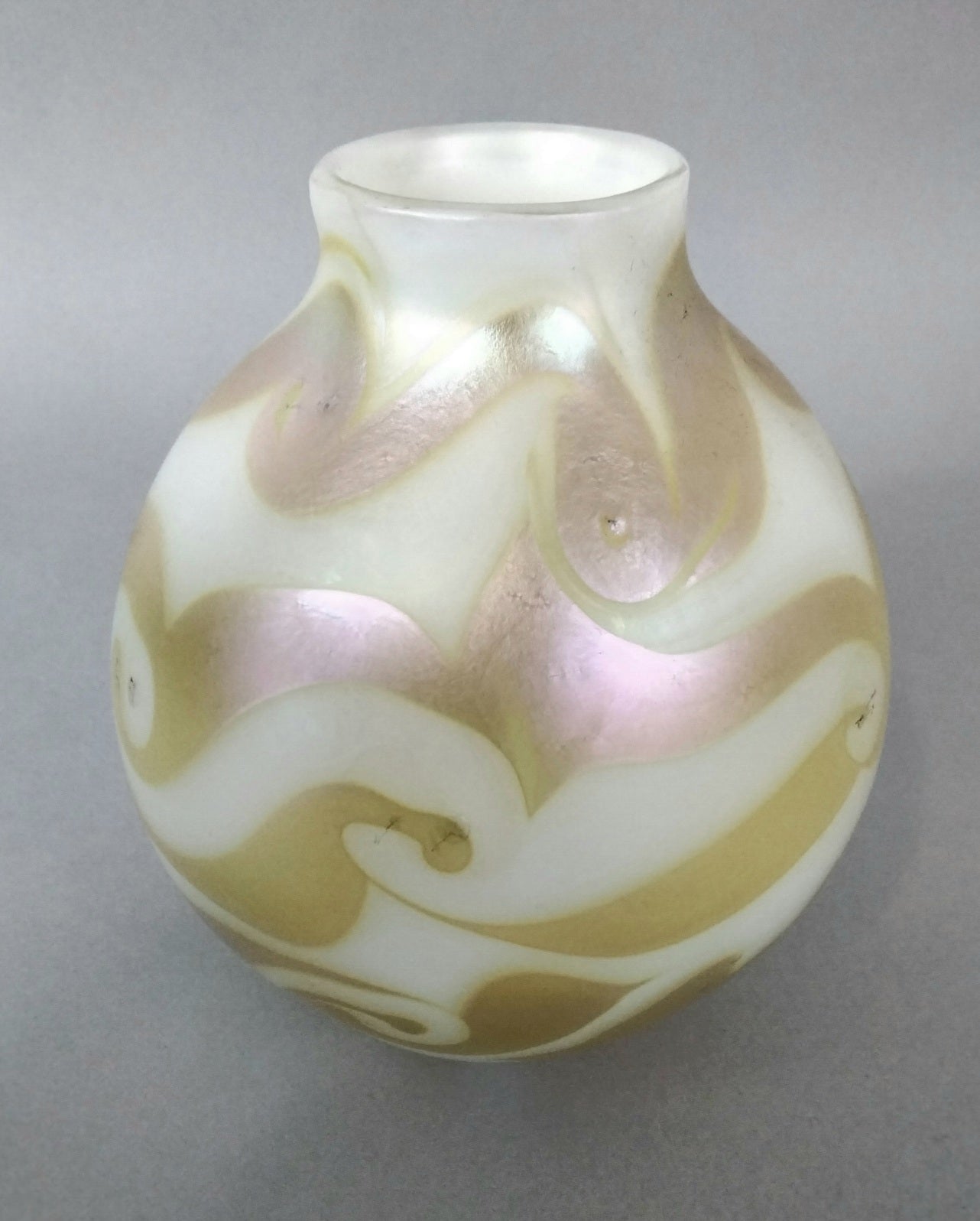 Opal Gold King Tut Pattern Vase