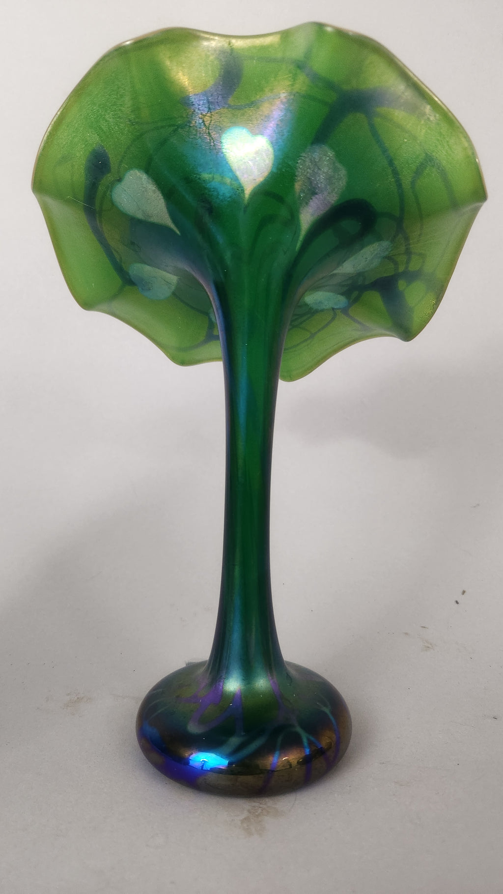 Emerald Heart and Vine Jack in the Pulpit Vase